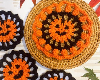 Set di sottobicchieri di Halloween con motivo all'uncinetto / Decorazione autunnale con zucca spettrale / Download PDF + Video tutorial