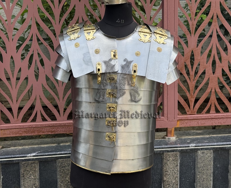 Lorica Segmentata