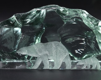 Paperweight Polar Bear and Cub by Kosta Boda Signed Vicke Lindstrand
