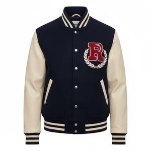 Chaqueta universitaria unisex de lana azul marino con mangas de cuero color crema.