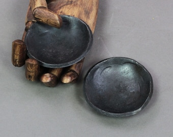 Forged iron bowls  - set of 2 -- i12274