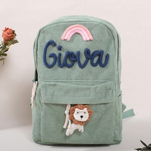 &quot;Handbestickter Kleinkind-Rucksack - personalisierter Schulrucksack aus Cord für den täglichen Gebrauch.&quot;