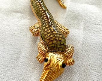 Signed SJ Enamel 90s Alligator Brooch