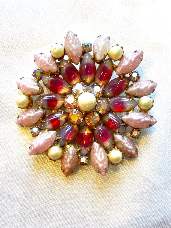 Vintage red pink glass Gem