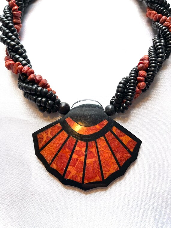 Lee sands mother of Gem