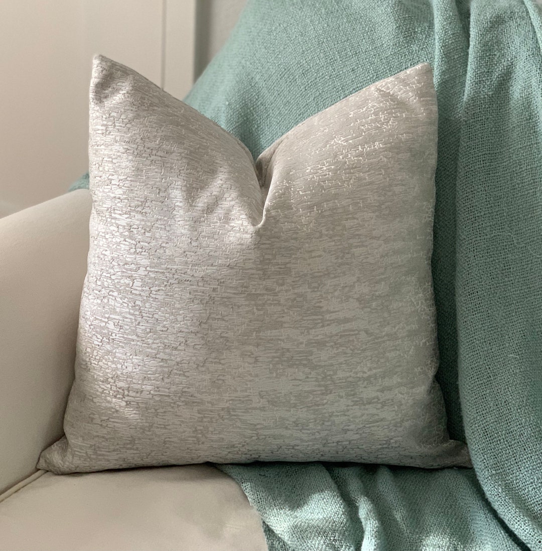 Silver and white textured pillow cover abstract decorative Etsy.de