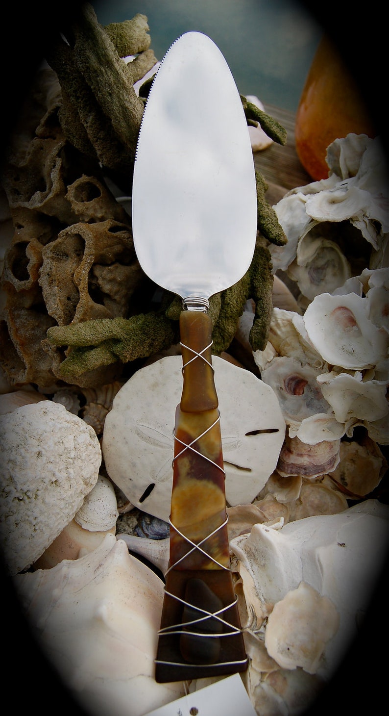 Sea Glass Wedding Cake Server made with Recycled Bottle Tumbled Island Glass in Amber Tortoise Shell Dishwasher Safe Stainless