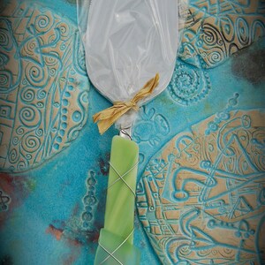 Sea Glass Wedding Cake Server: Lime Green Recycled Bottle Glass