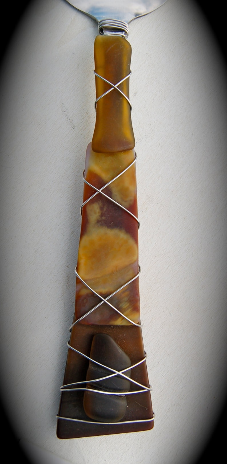 Sea Glass Wedding Cake Server made with Recycled Bottle Tumbled Island Glass in Amber Tortoise Shell Dishwasher Safe Stainless
