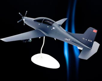 Hürkuş 1/32 Scale Display Model: Licensed Military Aircraft Replica