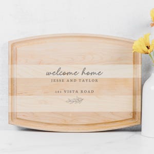 Einweihungsparty Personalisiertes Holz Schneidebrett Benutzerdefinierte Abschluss Geschenke Verlobungsgeschenk Neues Zuhause Geschenk vom Makler