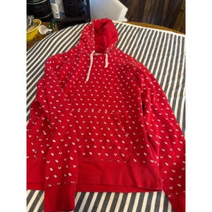 True Religion Mens Red Monogram Horseshoe All Over Print Pullover Hoodie Y2K image 1