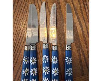 Vintage Blue Daisy Floral Steak Knife Set of 5 Stainless Steel Serrated Blades