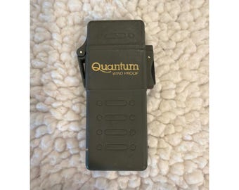 Encendedor Quantum a prueba de viento, negro mate, linterna táctica de butano para exteriores y camping.