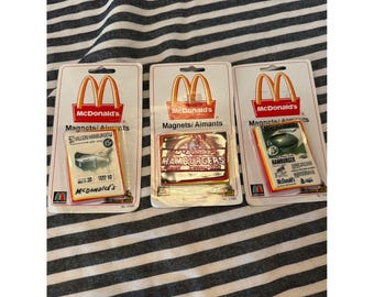 Conjunto de 3 ímãs vintage do McDonald's, coleção M retrô.