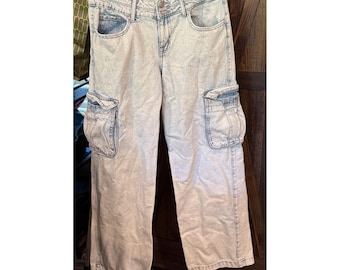 Aeropostale Womens Baggy Wide Leg Cargo Jeans Light Wash Size 6R 100% Cotton