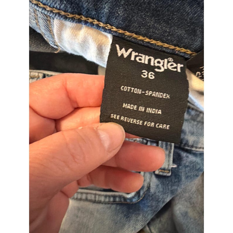 Wrangler Bostin Mens Slim Fit Light Wash Denim Jeans Blue Size 36 Cotton Spandex image 5