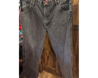 Calça jeans masculina Wrangler Relaxed Fit preta desbotada 31MWZWK 40x30 algodão denim