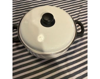 VTG Encore White Enamel Dutch Oven Pot with Lid 5.5 Qt Made in Spain Vintage