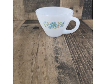 Vintage Fire-King melkglas theekopje blauwe korenbloem Anchor Hocking witte kop