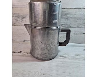 Cafetera de aluminio vintage de 6 tazas para estufa, color plata, estilo retro para acampar.