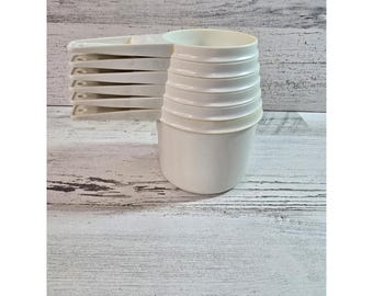 Vintage Tupperware amandel nesting maatbeker set 6-delig 1/4 tot 1 kopje VS