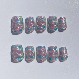 Iridescent Mermaid Press On Nails: Pastel Scale Effect, Reusable Nail Set + Free Mystery Gifts