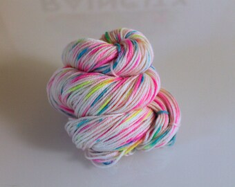 Hand-dyed Graffiti DK | 100% Superwash Merino Yarn