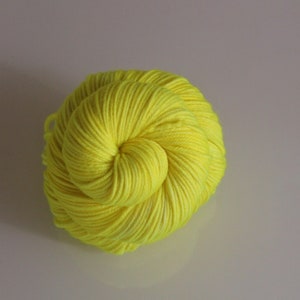 Hand-dyed NEON Yellow Sock Yarn Superwash Wool & Nylon image 4