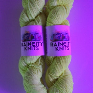 Hand-dyed NEON Yellow Sock Yarn Superwash Wool & Nylon image 3