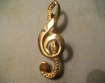 Treble Clef Brooch Pin - Great Graduation Gift ~ Music Symbol for Music Teachers, Students and Lovers - Goldtone with Marcasite Style Accent