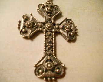 Sarah Coventry Cross Pendant and Chain - Limited Edition