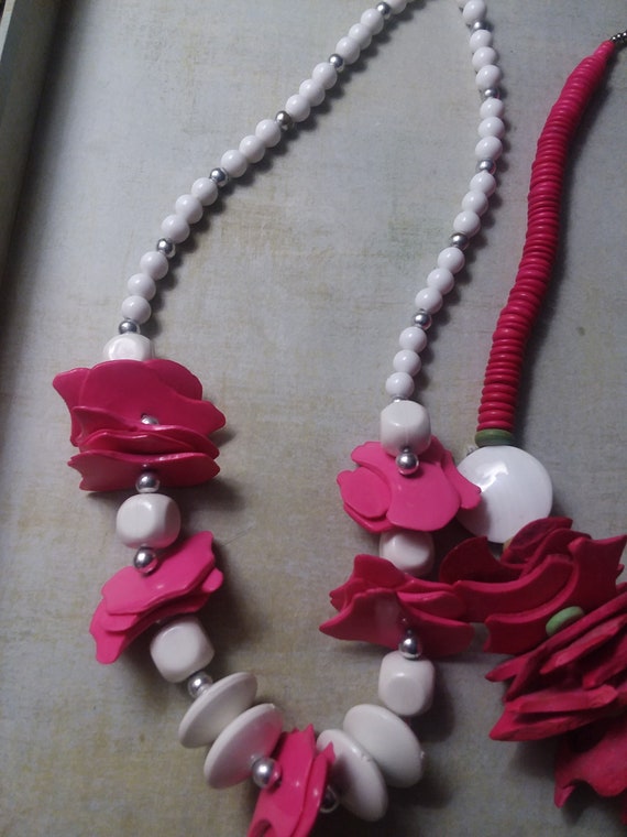 Pink White Shell Choker Necklaces ~ Pair of Beaut… - image 7