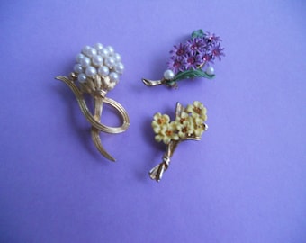 Flower Brooches are the New Trend- Set of 3 Everlasting Flowers - Great Set for Collectors