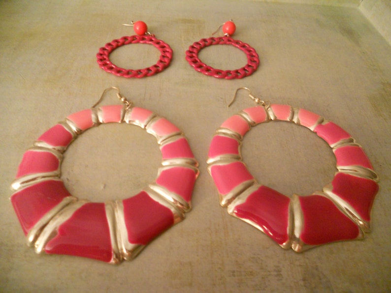 Pinks and Pinks and Pinks Two Pairs of Great Retro Groovy Earrings...Let the Sun Shine image 3