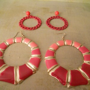 Pinks and Pinks and Pinks Two Pairs of Great Retro Groovy Earrings...Let the Sun Shine image 4