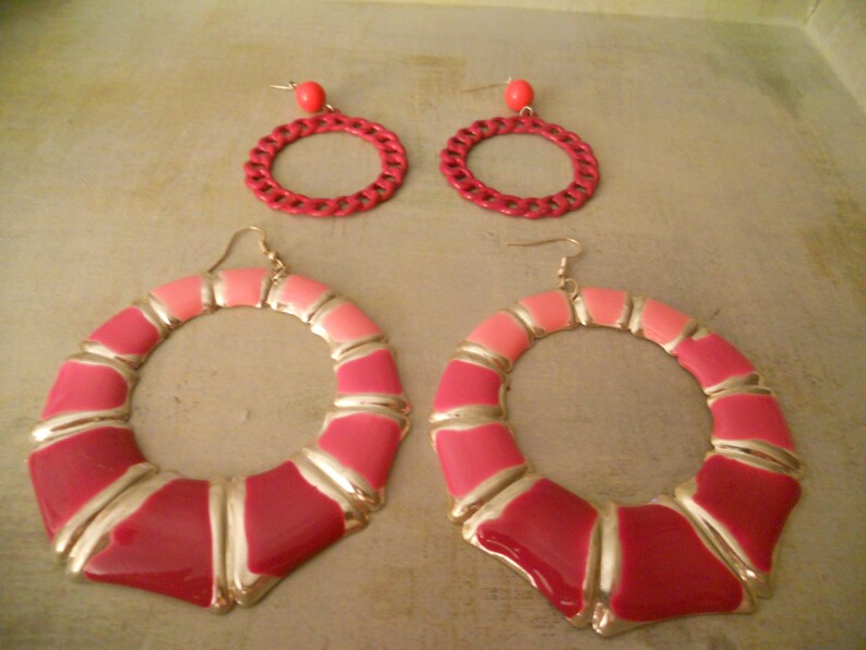 Pinks and Pinks and Pinks Two Pairs of Great Retro Groovy Earrings...Let the Sun Shine image 4