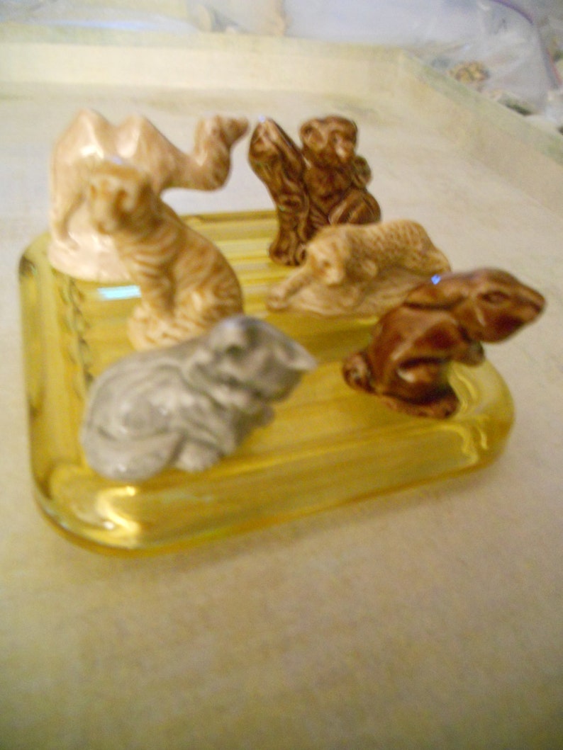 most rare red rose tea figurines