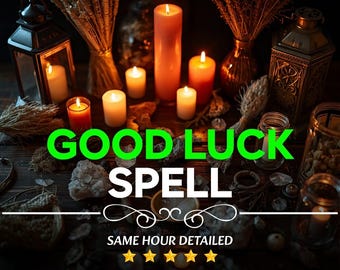 Può includere: Una collezione di candele a colonna e votive accese, lanterne in metallo, fasci botanici essiccati e cristalli. L'immagine presenta il testo GOOD LUCK SPELL, SAME HOUR DETAILED e cinque stelle gialle disposte in fila orizzontale in basso.