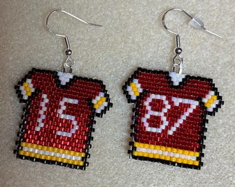 Orecchini con maglia da football e punto mattone - 15 e 87 e 10 - Mahomes, Kelce e Pacheco