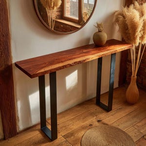 Table console Live Edge en noyer, pied en U industriel en acier noir, table d'entrée en bois massif faite main