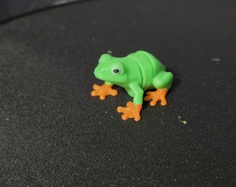 5 Pack Mini Articulated Flexi Frogs - 3D Printed Fidget Toy Tiny Poseable Frogs