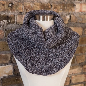 Denver Knit Cowl Pattern Easy Worsted Weight Yarn Knitting image 1