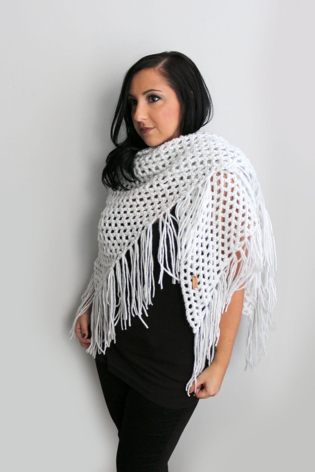 Chunky Triangle Scarf | Beginner Crochet Shawl Pattern | Fringe Boho ...
