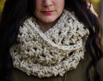 Easy Manko Puff Stitch Cowl & Infinity Scarf Crochet Pattern | Bulky Yarn DIY