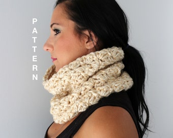 Arctic Neck Cozy - Easy Crochet Pattern with Chunky Yarn