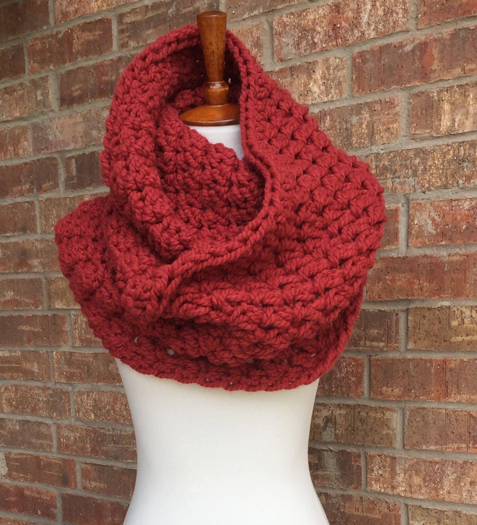 Edinburgh Infinity Scarf - Easy Crochet Pattern, Super Bulky Yarn ...