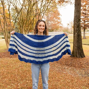 Promenade Shawl: Intermediate Crochet Pattern - DK & Lace Yarns, Elegant Accessory