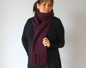 Amherst Scarf: Easy Beginner Crochet Pattern with Bulky Yarn - Cozy DIY Accessory