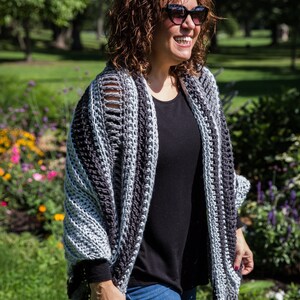 Bedford Oversized Wrap: Easy Crochet Pattern Bulky Yarn Shawl image 2